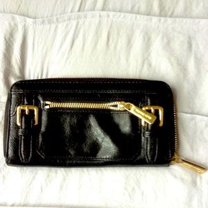 Black and Gold Leather Michael Kors Wallet